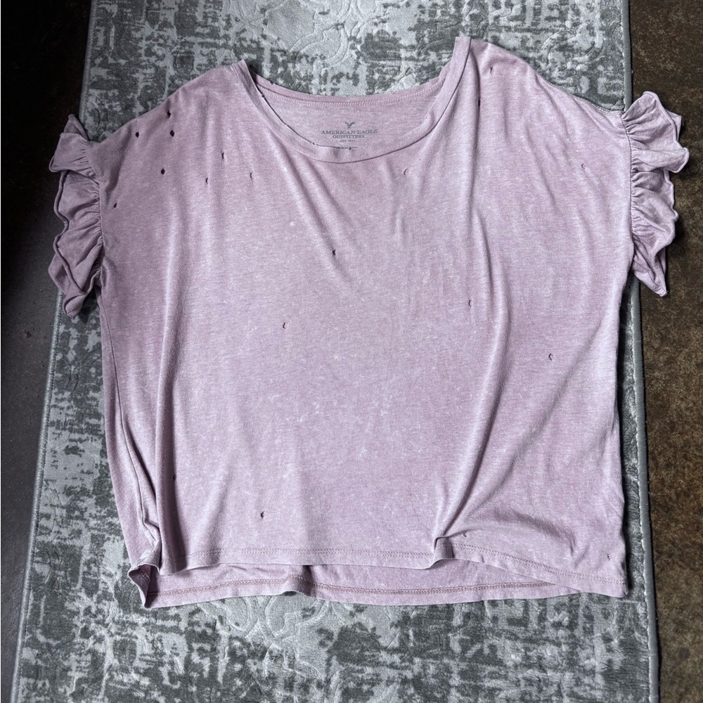 American Eagle distressed Ruffled Sleeve Top in Light Purple
